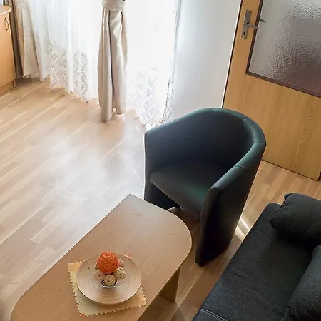 Emma 3* Praga